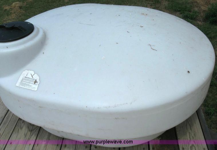 image for item 4297 210 gallon pickup tank