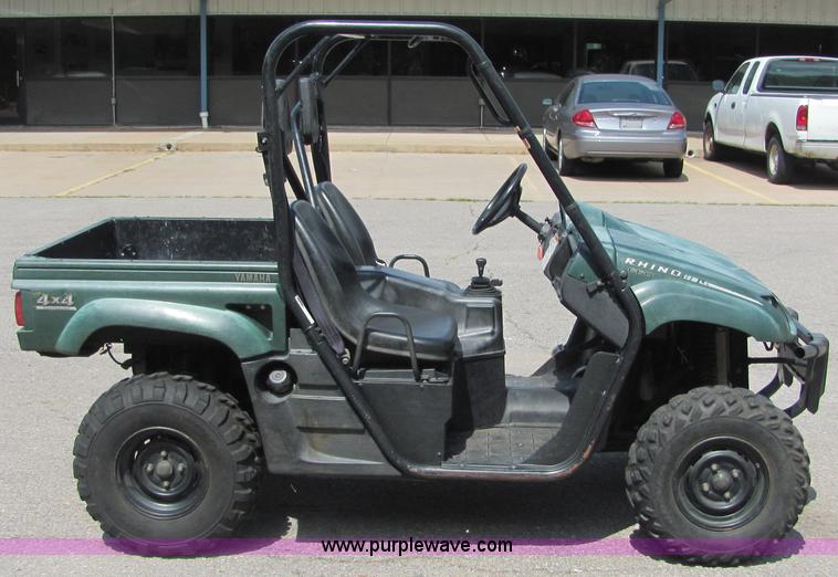 image for item 4639 2004 Yamaha Rhino