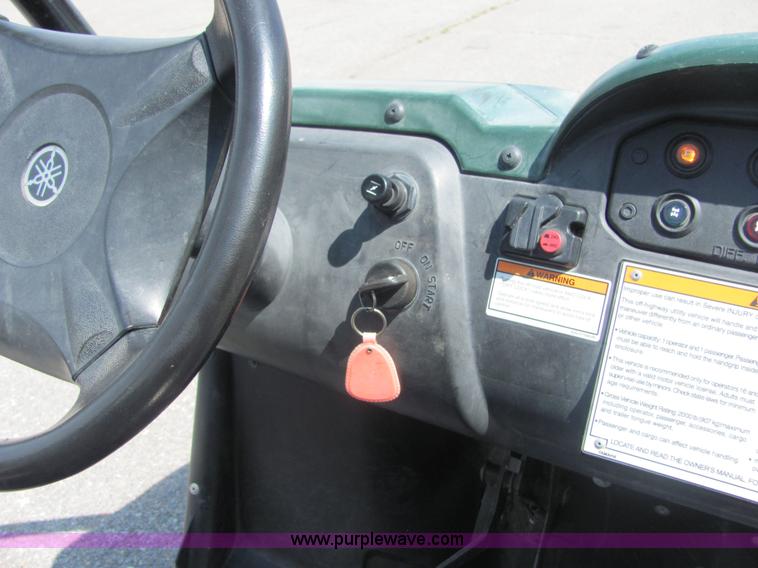 image for item 4639 2004 Yamaha Rhino