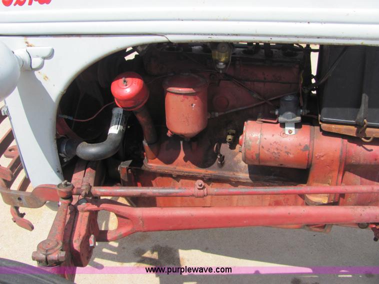 image for item 4640 1954 Ford 8N tractor