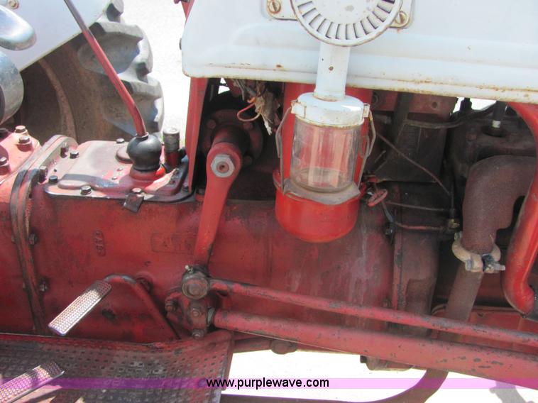 image for item 4640 1954 Ford 8N tractor