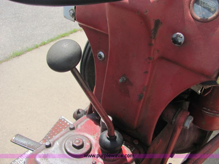 image for item 4640 1954 Ford 8N tractor