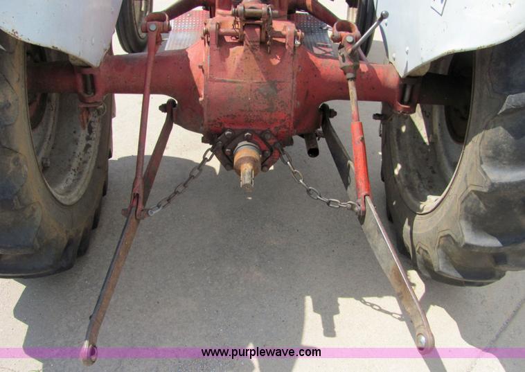 image for item 4640 1954 Ford 8N tractor