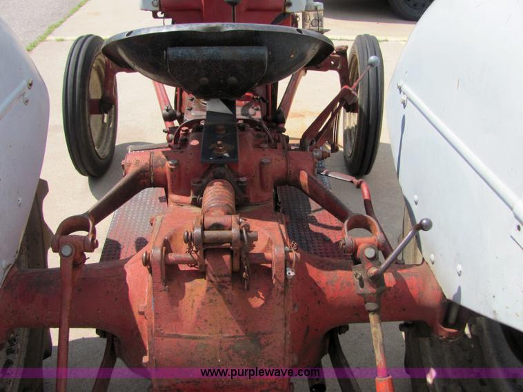 image for item 4640 1954 Ford 8N tractor