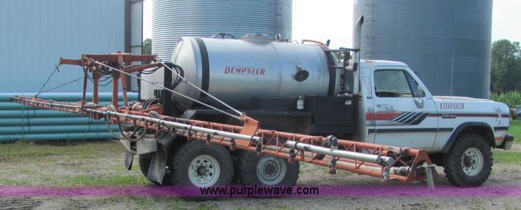 image for item 4723 1993 Dodge Power Ram W-350 LE lite foot sprayer