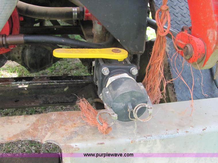 image for item 4723 1993 Dodge Power Ram W-350 LE lite foot sprayer