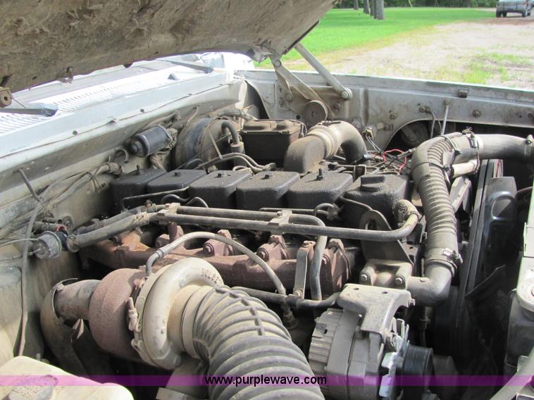 image for item 4723 1993 Dodge Power Ram W-350 LE lite foot sprayer