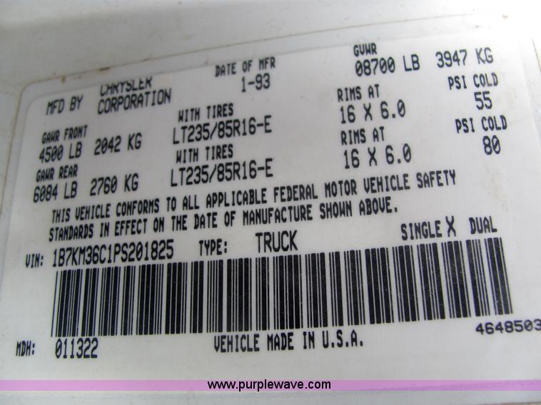 image for item 4723 1993 Dodge Power Ram W-350 LE lite foot sprayer