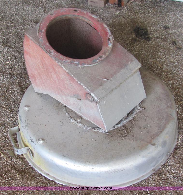 image for item 4734 (2) 18'6" tall grain bins