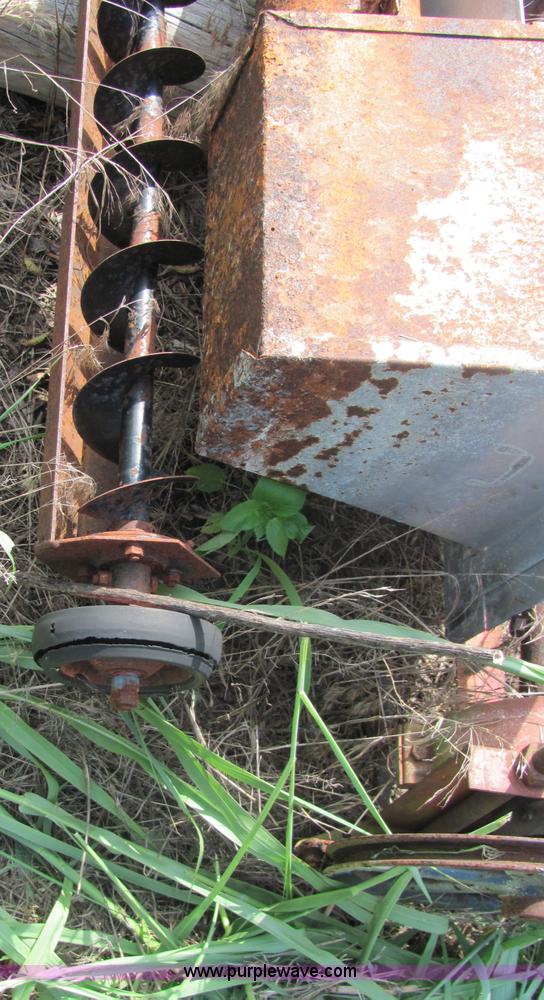 image for item 4734 (2) 18'6" tall grain bins