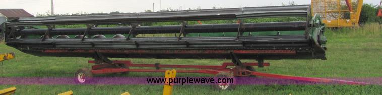 image for item 6514 1990 John Deere 930 30' rigid platform header