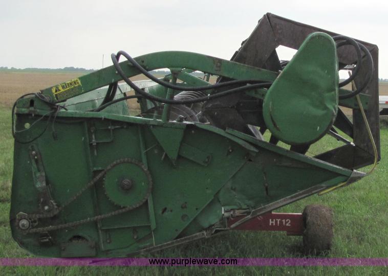 image for item 6514 1990 John Deere 930 30' rigid platform header