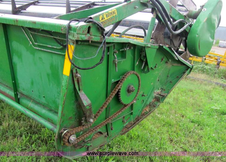 image for item 6514 1990 John Deere 930 30' rigid platform header