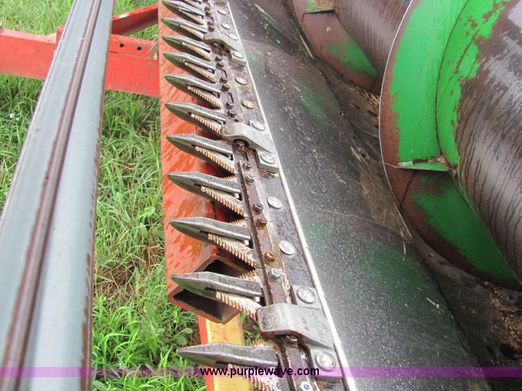 image for item 6514 1990 John Deere 930 30' rigid platform header