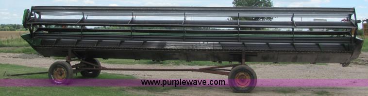 image for item 6628 1993 John Deere 930 30' platform header
