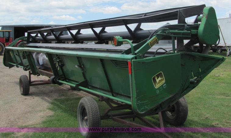 image for item 6628 1993 John Deere 930 30' platform header