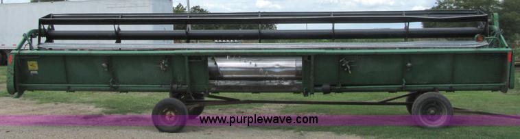 image for item 6628 1993 John Deere 930 30' platform header
