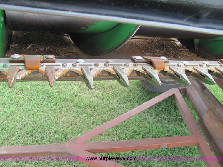 image for item 6628 1993 John Deere 930 30' platform header