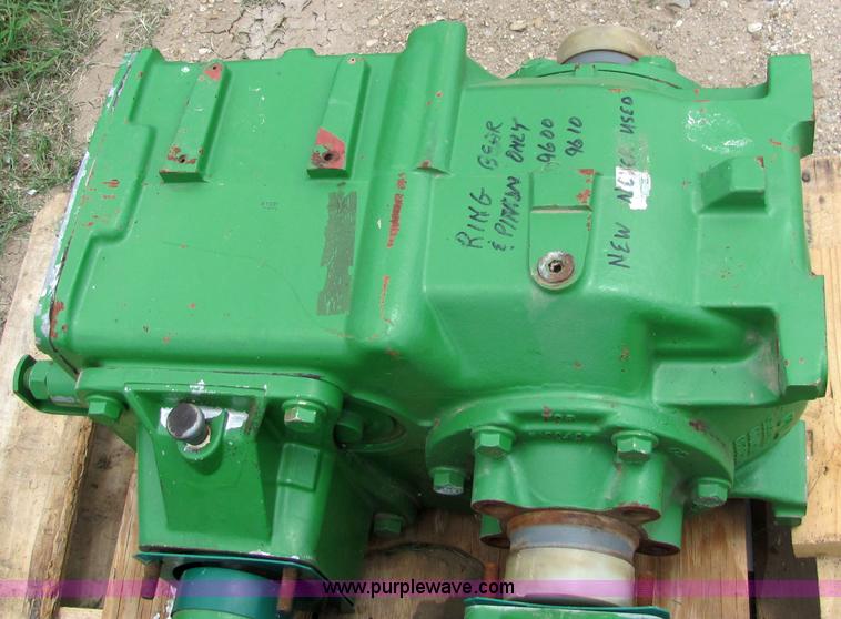 image for item 6636 John Deere 9600-9610 combine transmission with ring and pinon gear