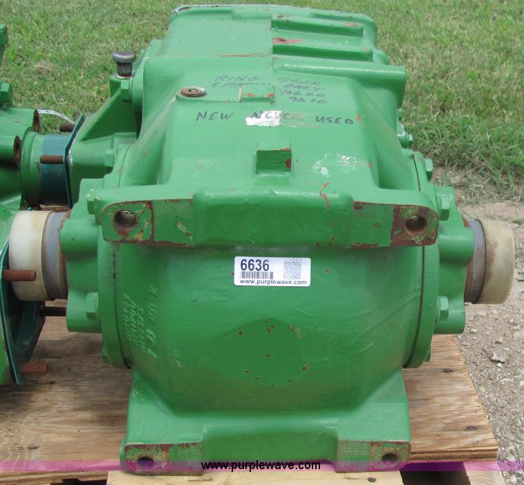image for item 6636 John Deere 9600-9610 combine transmission with ring and pinon gear