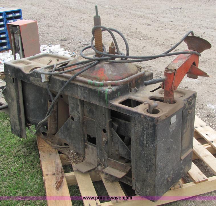 image for item 6641 Atlas ETC15 center post tie machine