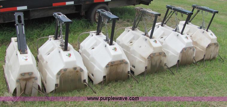 image for item 6646 (6) Redball 410 hooded sprayer hoods