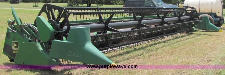 image for item 6647 John Deere 930 30' rigid platform header