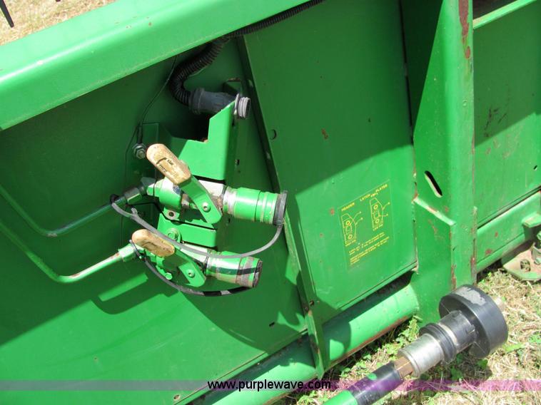 image for item 6647 John Deere 930 30' rigid platform header