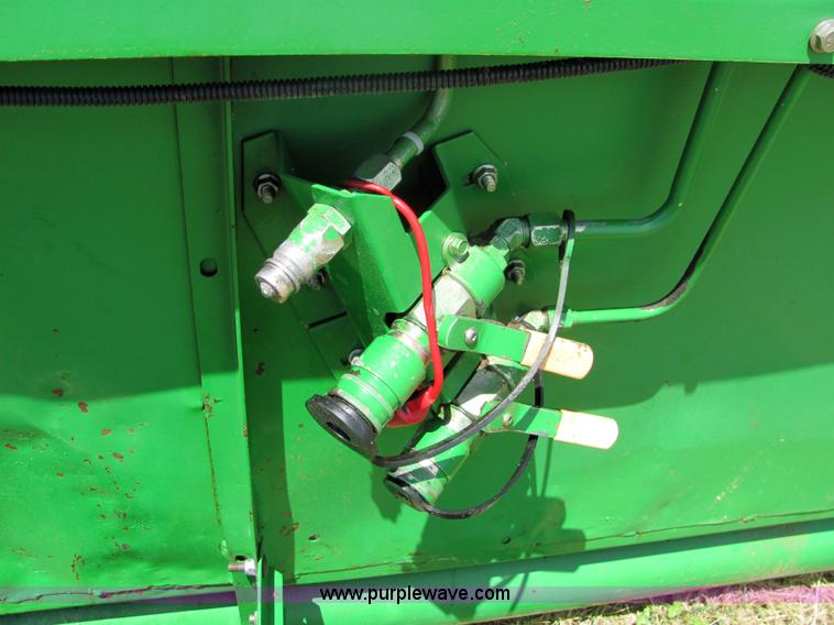 image for item 6647 John Deere 930 30' rigid platform header