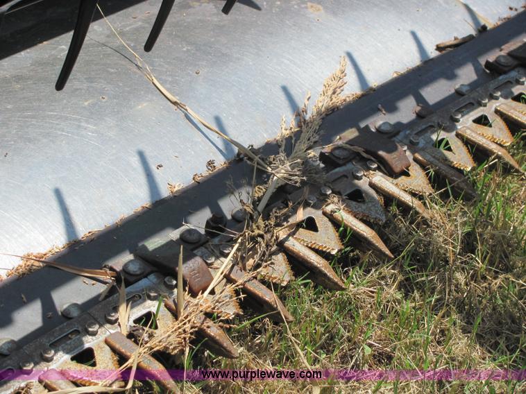 image for item 6647 John Deere 930 30' rigid platform header