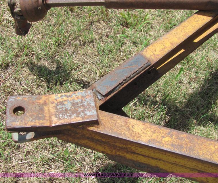 image for item 6648 Kelly Ryan Feed-R-wagon