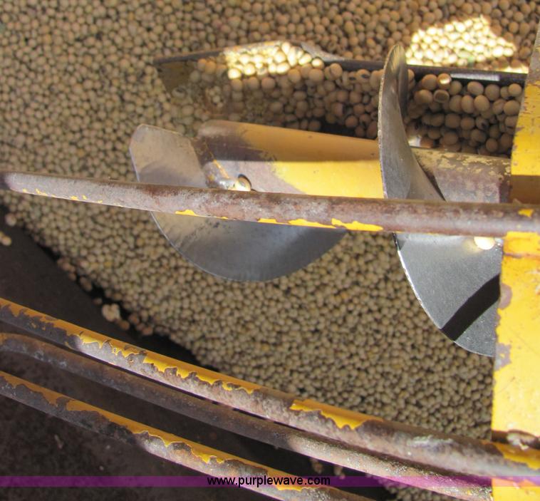 image for item 6650 Char-lyan hydraulic driven auger