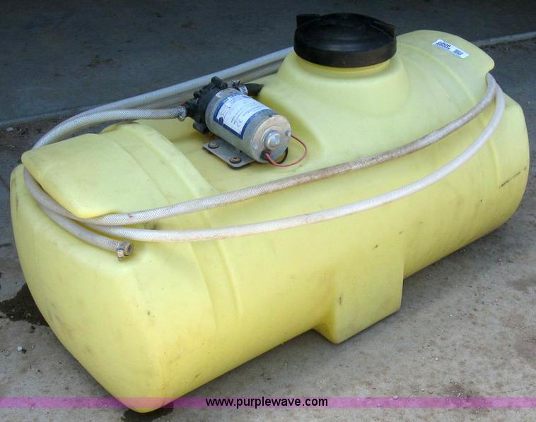 image for item 6806 30 gallon sprayer