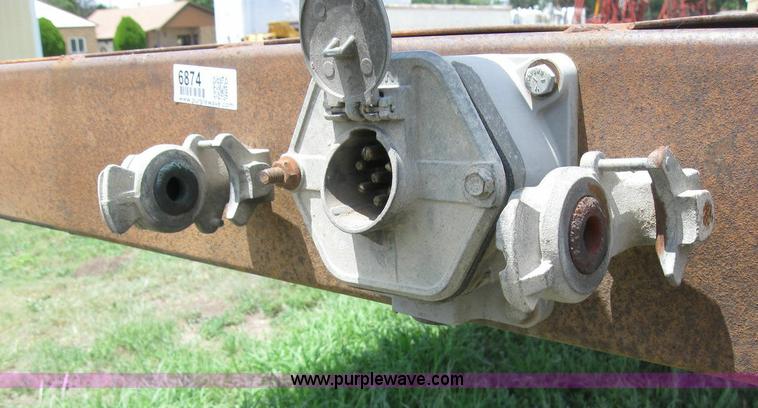 image for item 6874 2000 Wabash 52' spread axle flatbed trailer