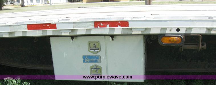 image for item 6874 2000 Wabash 52' spread axle flatbed trailer