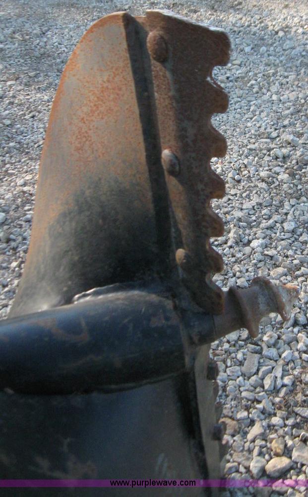 image for item 7230 24" auger bid