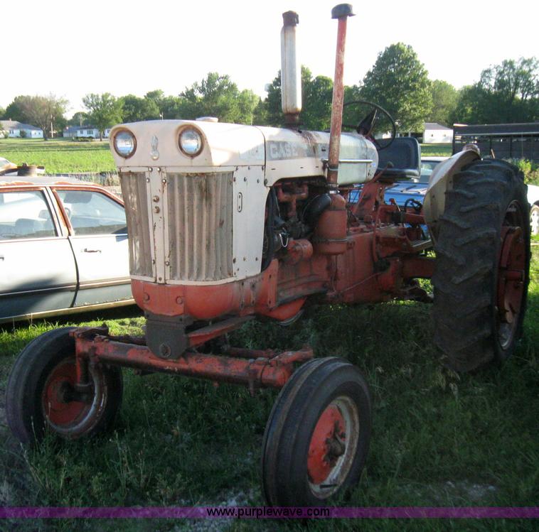 image for item 7233 1961 Case 741 tractor
