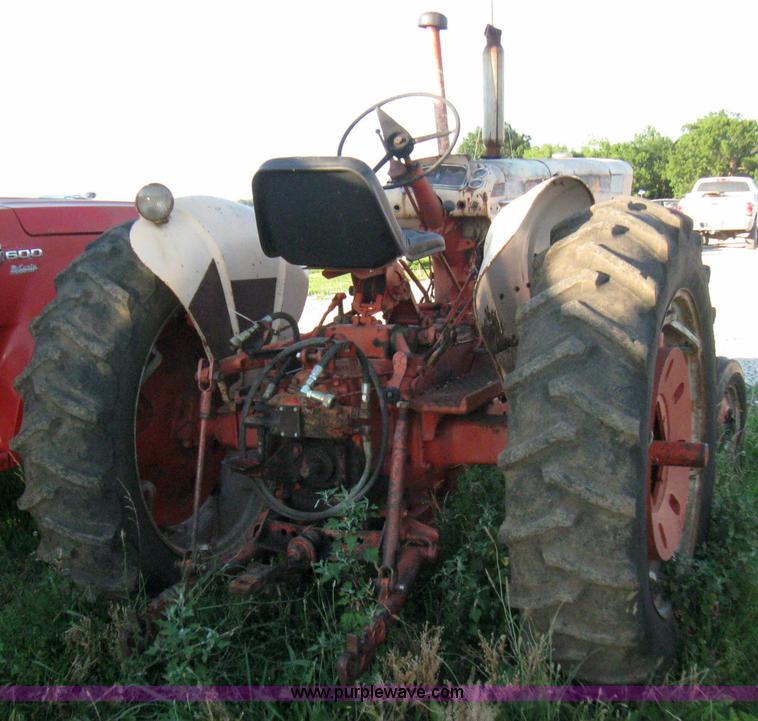 image for item 7233 1961 Case 741 tractor