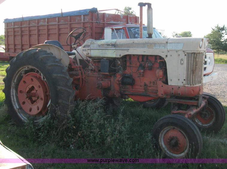 image for item 7233 1961 Case 741 tractor