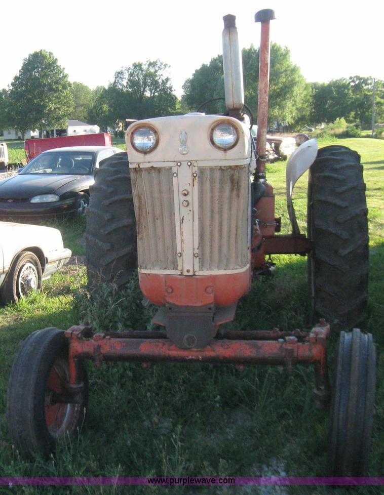 image for item 7233 1961 Case 741 tractor