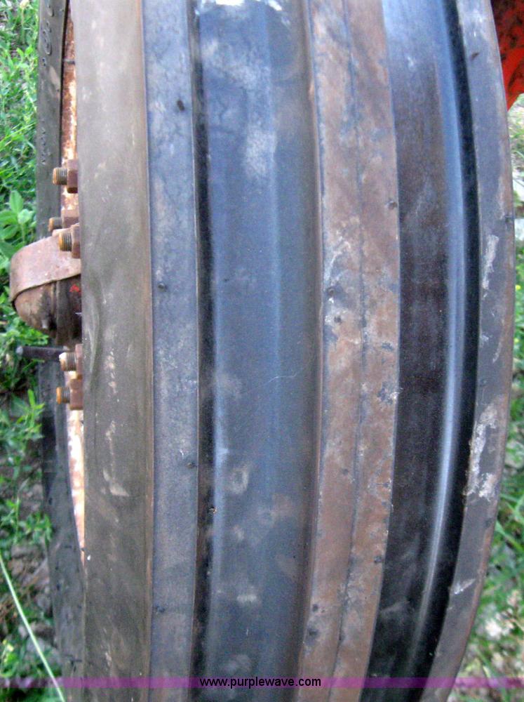 image for item 7233 1961 Case 741 tractor