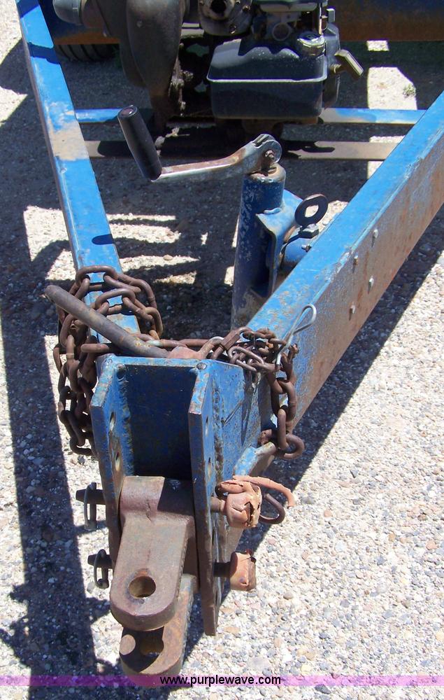 image for item 8002 1000 gallon liquid transfer tank trailer