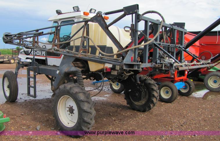 image for item 3493 2002 SpraCoupe 4440 sprayer