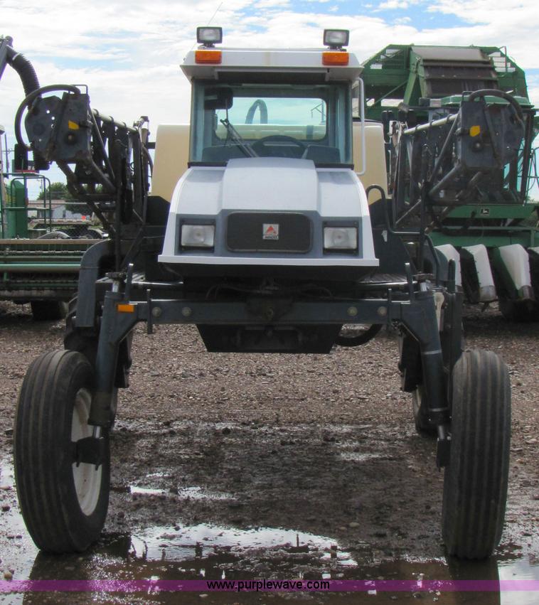 image for item 3493 2002 SpraCoupe 4440 sprayer