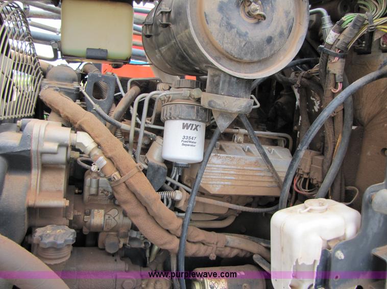 image for item 3493 2002 SpraCoupe 4440 sprayer