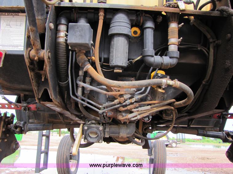 image for item 3493 2002 SpraCoupe 4440 sprayer