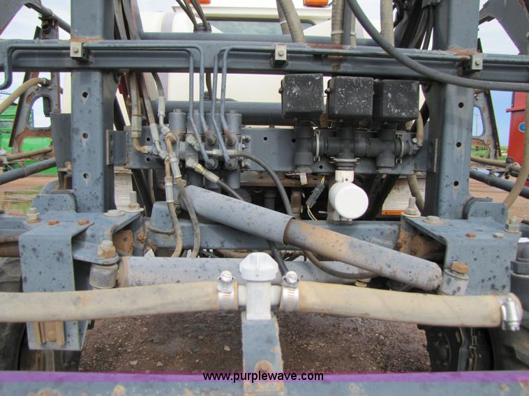 image for item 3493 2002 SpraCoupe 4440 sprayer