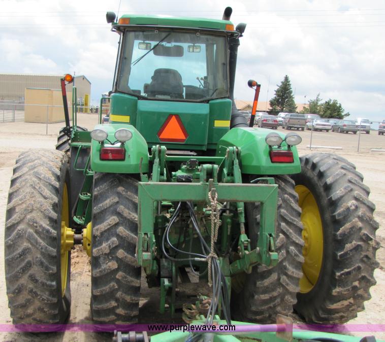 image for item 3505 2000 John Deere 9200 4WD tractor