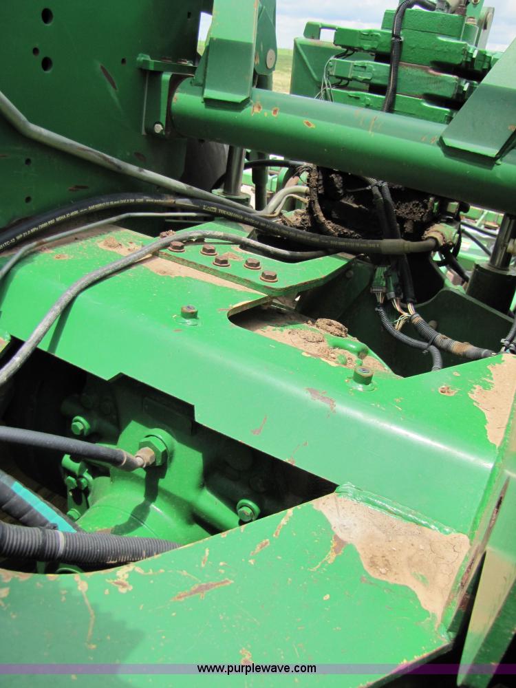 image for item 3505 2000 John Deere 9200 4WD tractor