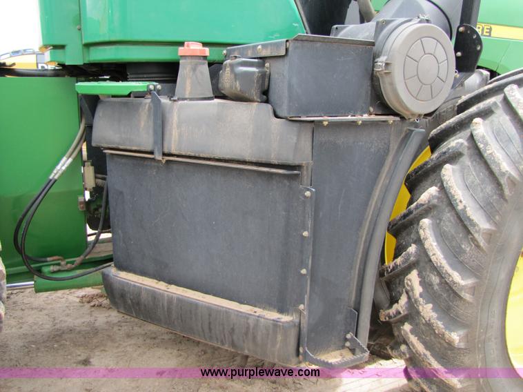 image for item 3505 2000 John Deere 9200 4WD tractor